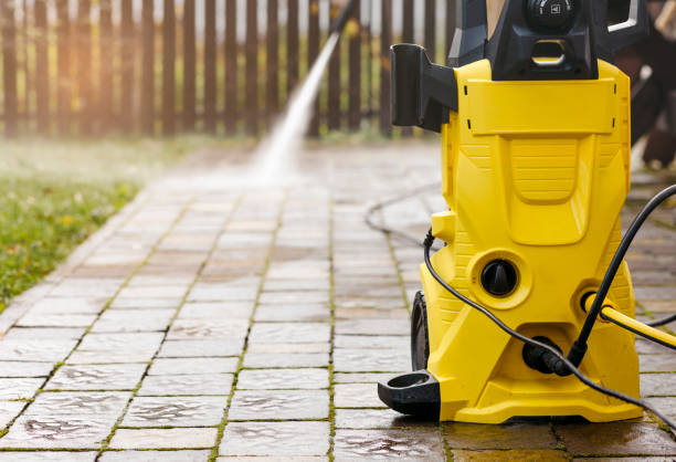 Best Pool Deck Cleaning  in Athens, IL